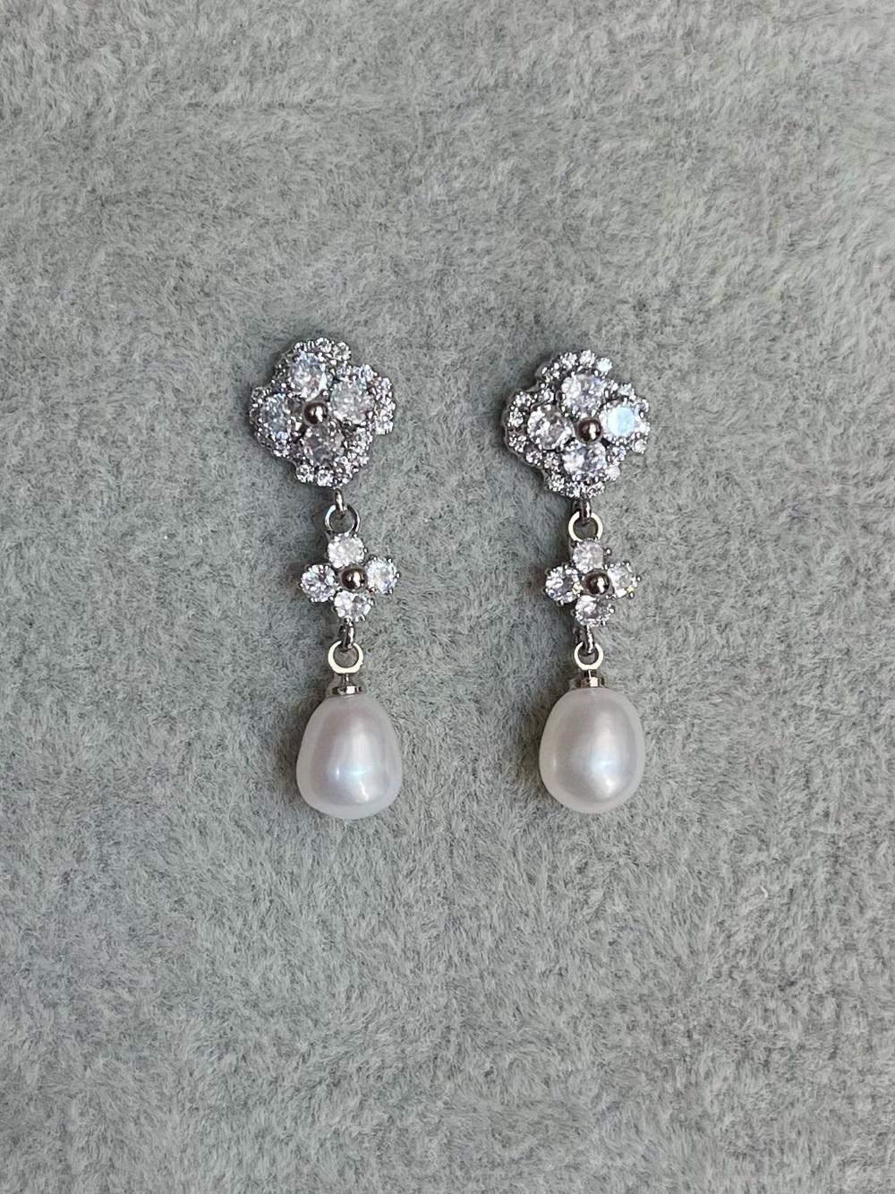 Freshwater Pearl Drop Crystal Cluster Dangle Earrings - White